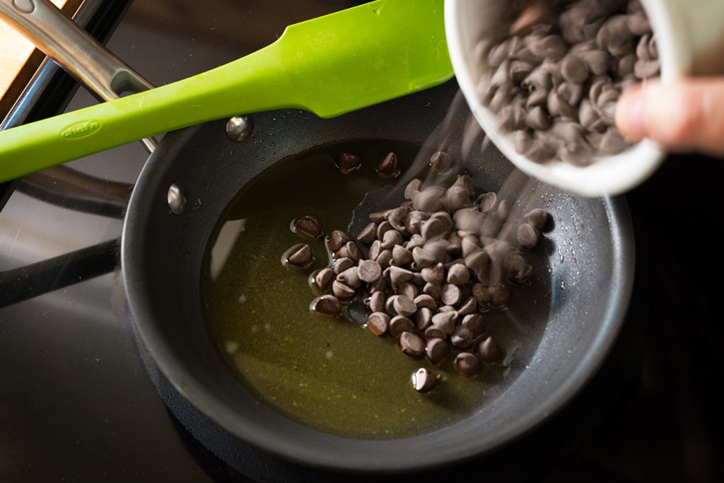3_ChocolateChipsAdd