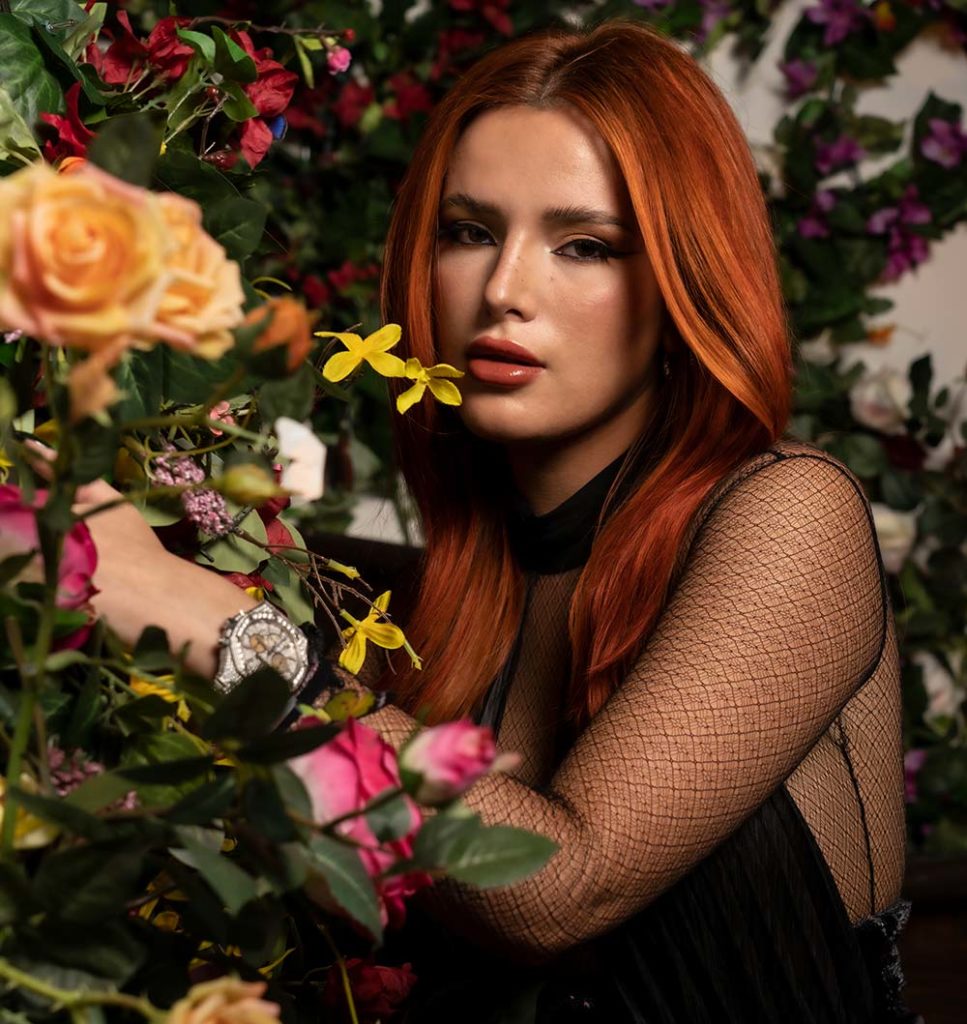 Bella Thorne posing in garden