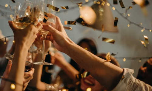 Cannabis consumption lounge offers New Year's Eve special