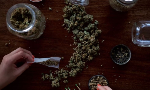Syracuse lawmakers pass law targeting illegal cannabis sales