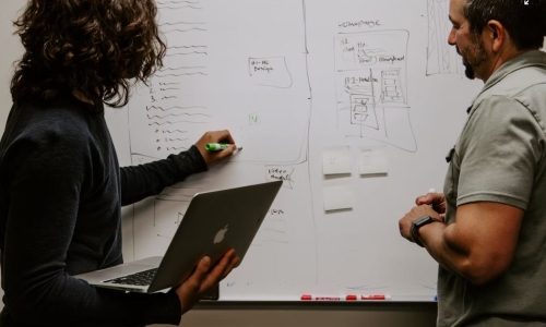 CT officials 'reviewing' Curaleaf's Russian connection amid allegations