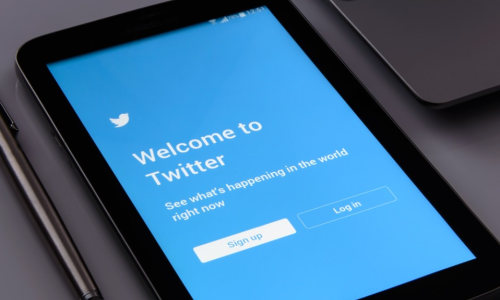 Pot ads come to Twitter amid cannabis industry collapse