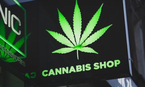 Recreational marijuana sales now legal in Missouri