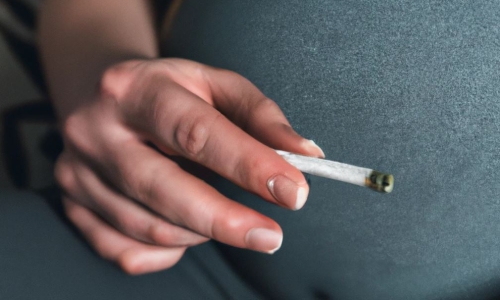 Marijuana harms babies in first trimester of pregnancy