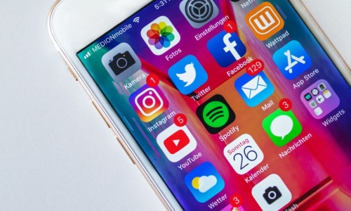 Navigating the Weird World of Cannabis Social Media