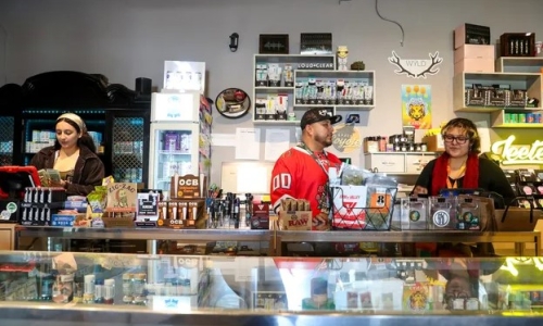 Palm Springs council cuts Cannabis taxes, extends moratorium on new dispensaries