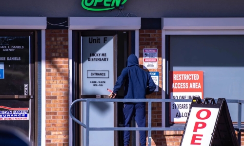 Six retail Marijuana stores apply for opening extensions