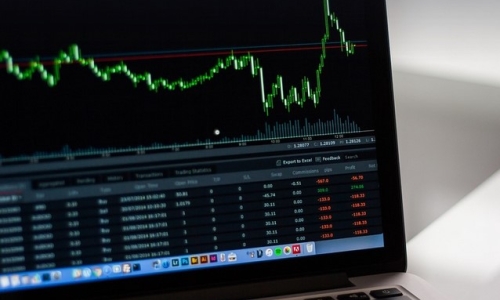 US Cannabis Stocks Rally as Harris Urges Quick DEA Decision on Rescheduling