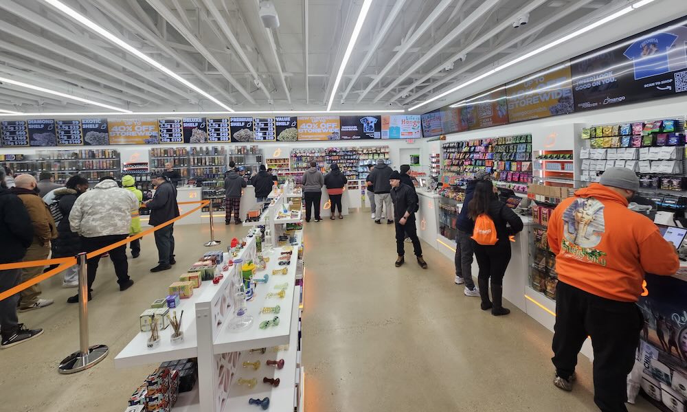 Mango Cannabis New Buffalo Dispensary store